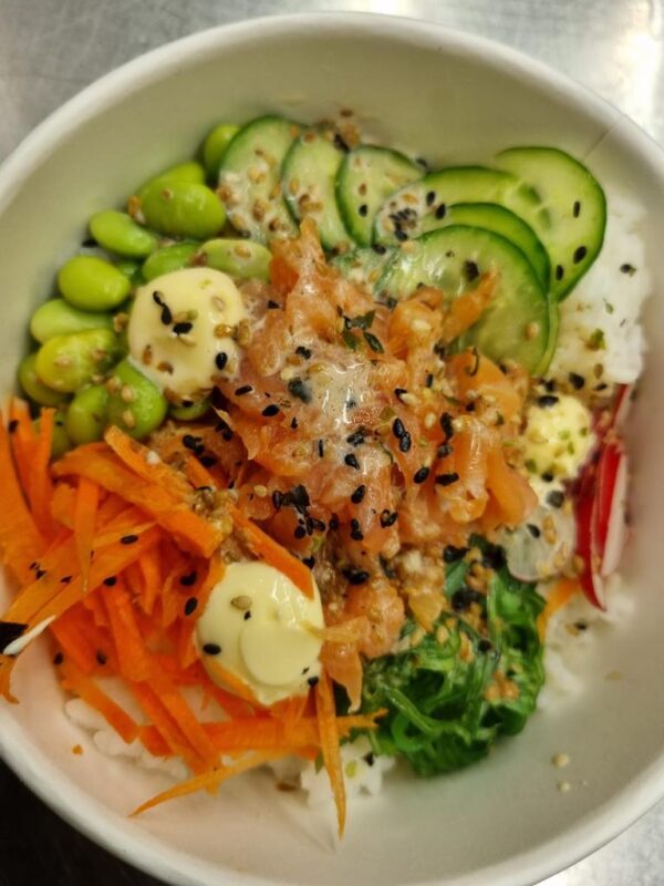 WhatsApp Image 2021-11-16 at 10.28.51 (1) Poke bowl zalm